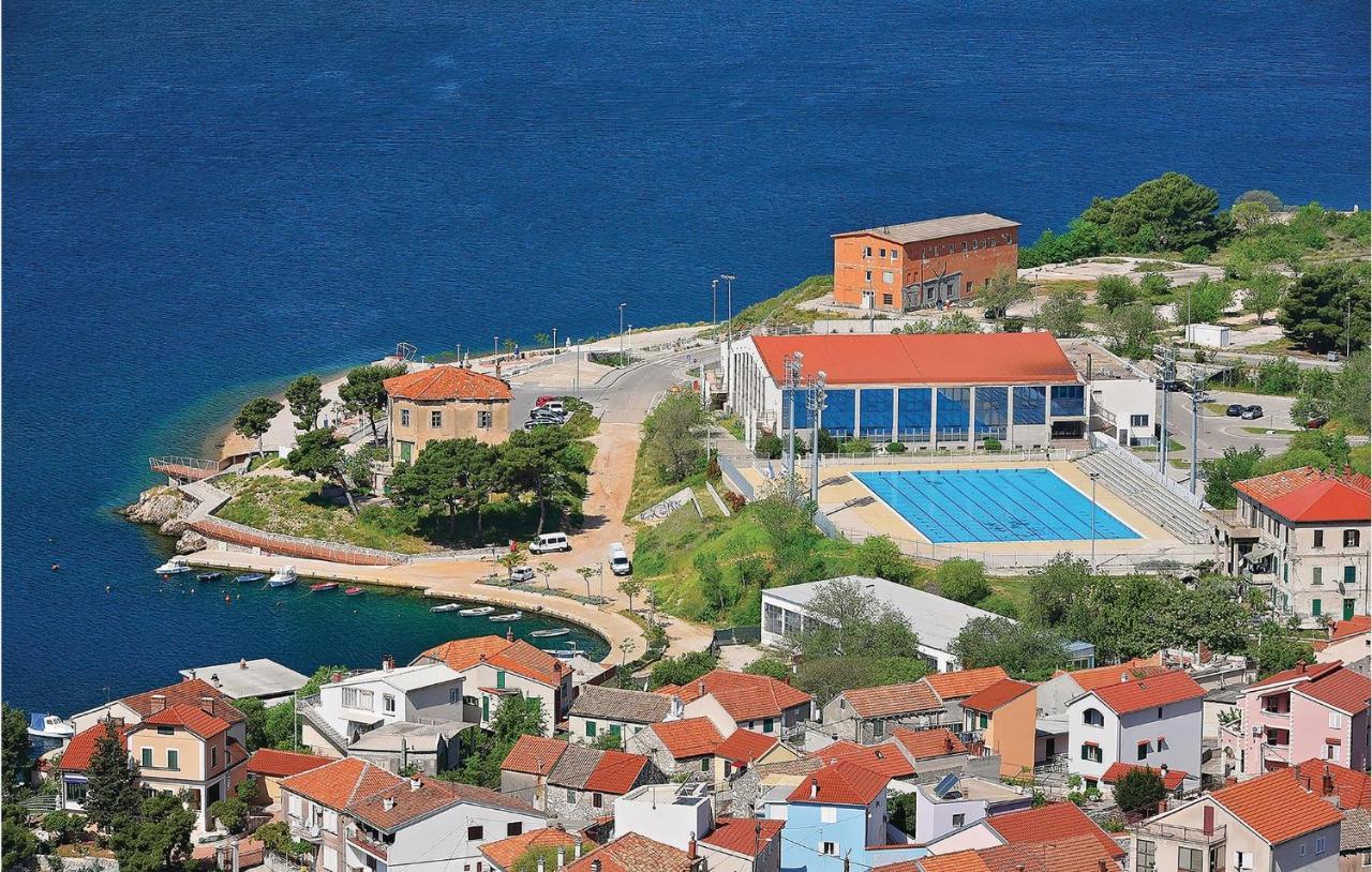 Lovely Home In Sibenik-Brodarica With Kitchen Donje Polje Exterior foto